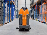 Daewoo dafr70 zit-schrobmachine - afbeelding 1 van  19