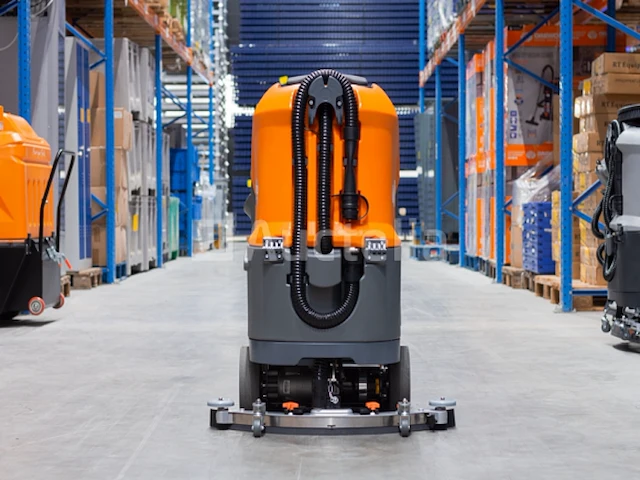 Daewoo dafr70 zit-schrobmachine - afbeelding 12 van  19