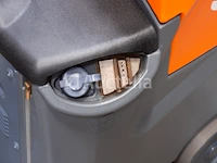 Daewoo dafr70 zit-schrobmachine - afbeelding 12 van  19