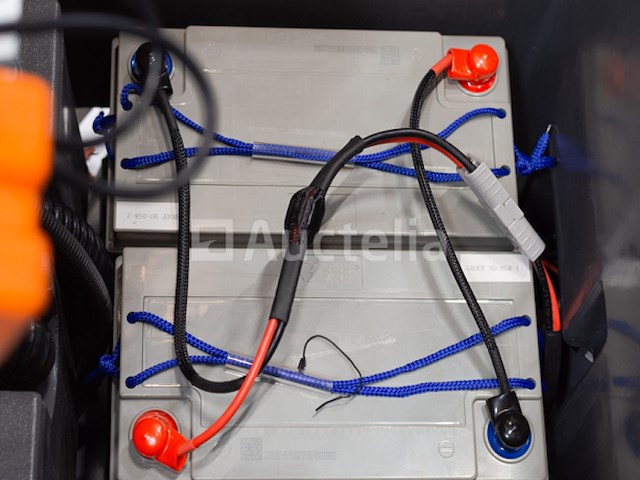 Daewoo dafr70 zit-schrobmachine - afbeelding 18 van  19