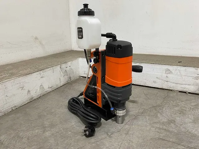 Daewoo damd1600 magnetische boormachine - afbeelding 3 van  17