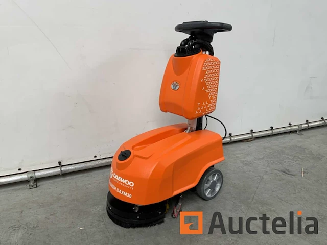 Daewoo daxm30 schrobmachine - afbeelding 1 van  16