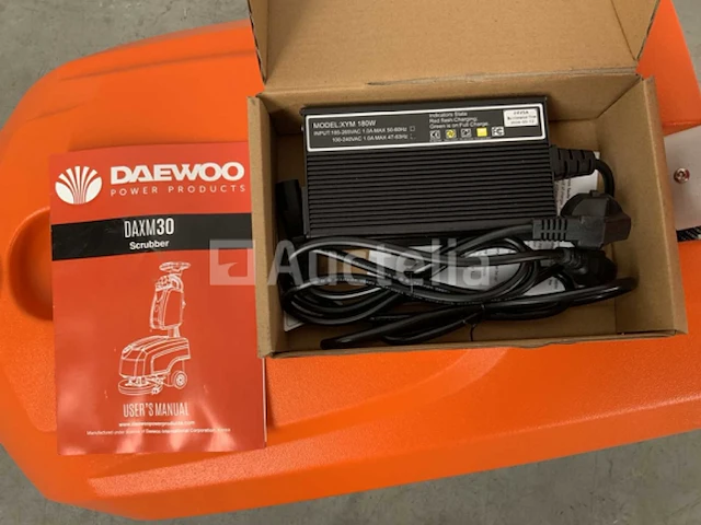 Daewoo daxm30 schrobmachine - afbeelding 13 van  16