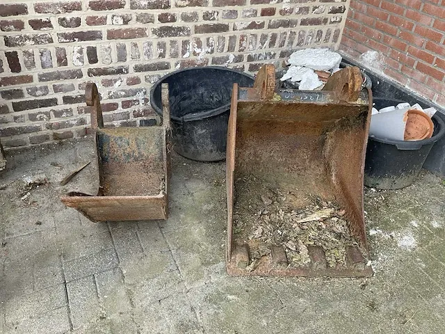 Daewoo dh50 rupsgraafmachine - afbeelding 6 van  16