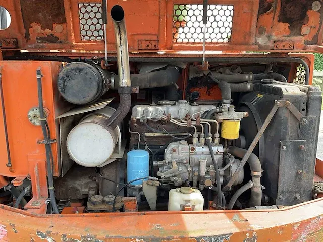 Daewoo dh50 rupsgraafmachine - afbeelding 8 van  16