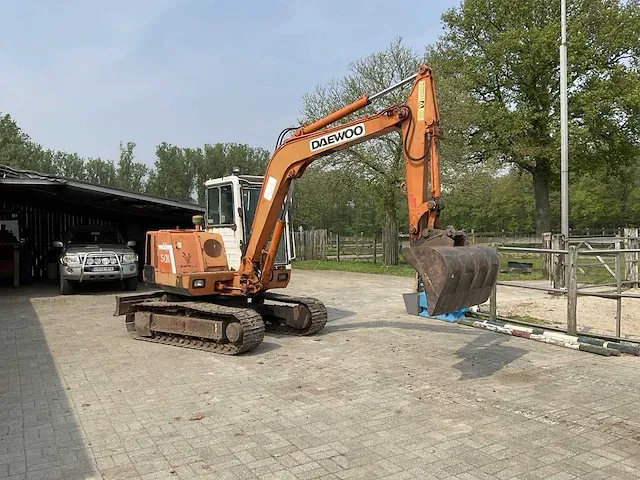 Daewoo dh50 rupsgraafmachine - afbeelding 1 van  16