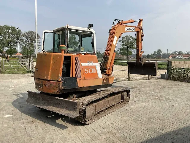 Daewoo dh50 rupsgraafmachine - afbeelding 10 van  16