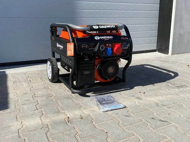 Daewoo gdax9250e benzine stroomgenerator - afbeelding 1 van  6