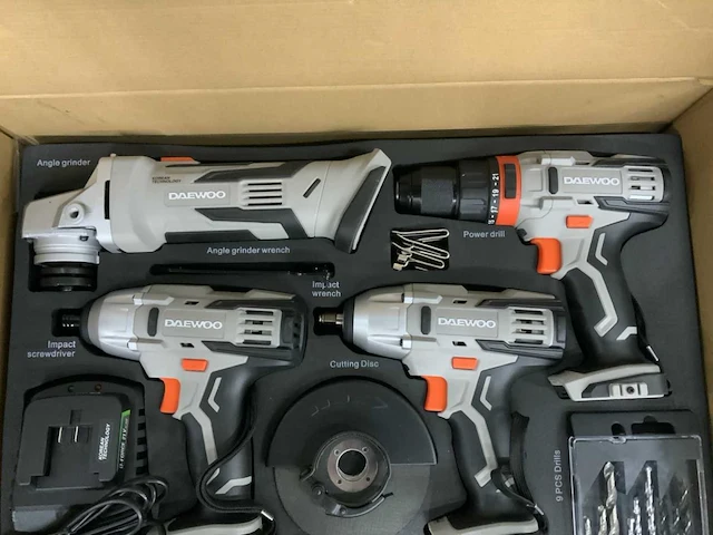 Daewoo u force 4 in 1 accu gereedschapset - afbeelding 8 van  8