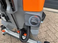 Daewoo vloerschrobzuigmachine - afbeelding 4 van  6