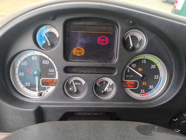 Daf - 2010 - fa-lf45.180 - vrachtwagen - automaat - 12t - afbeelding 4 van  32