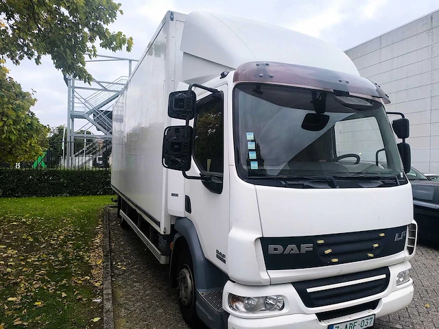 Daf - 2010 - fa-lf45.180 - vrachtwagen - automaat - 12t - afbeelding 28 van  32
