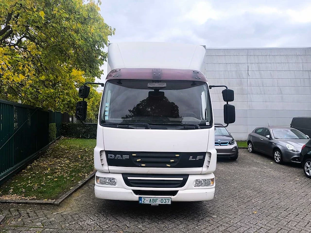 Daf - 2010 - fa-lf45.180 - vrachtwagen - automaat - 12t - afbeelding 30 van  32