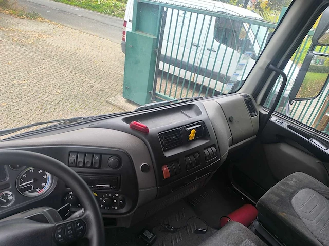 Daf - 2010 - fa-lf45.180 - vrachtwagen - automaat - 12t - afbeelding 32 van  32