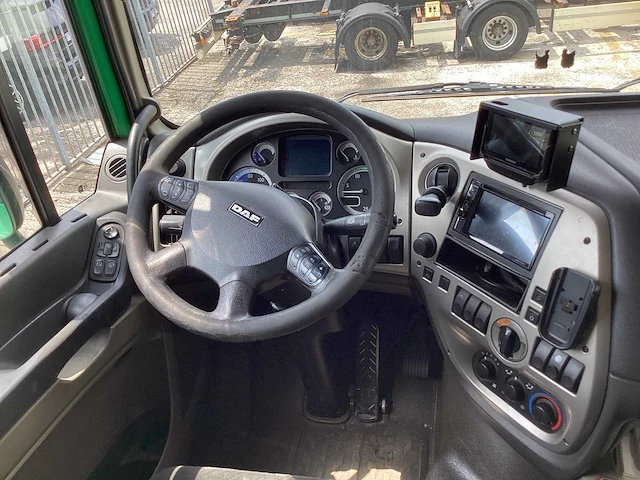 Daf - 2011 - faxf105 - vrachtwagen - afbeelding 9 van  11