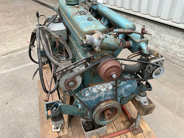 Daf 575 maritieme dieselmotor met paragon gears marine keerkoppeling - afbeelding 4 van  9