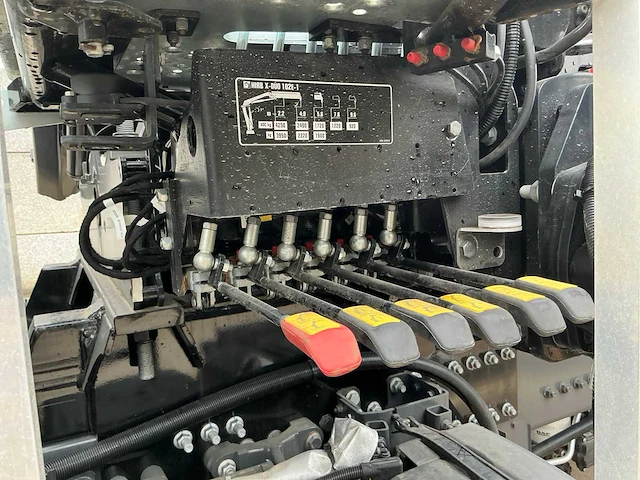 Daf cf 480 container kraanwagen met slechts 174kms - afbeelding 16 van  62