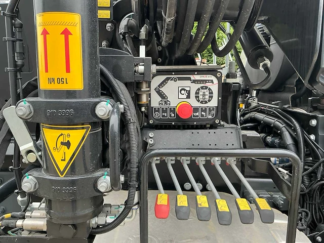 Daf cf 480 container kraanwagen met slechts 174kms - afbeelding 21 van  62