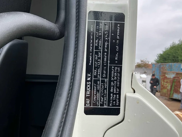 Daf cf 480 container kraanwagen met slechts 174kms - afbeelding 29 van  62