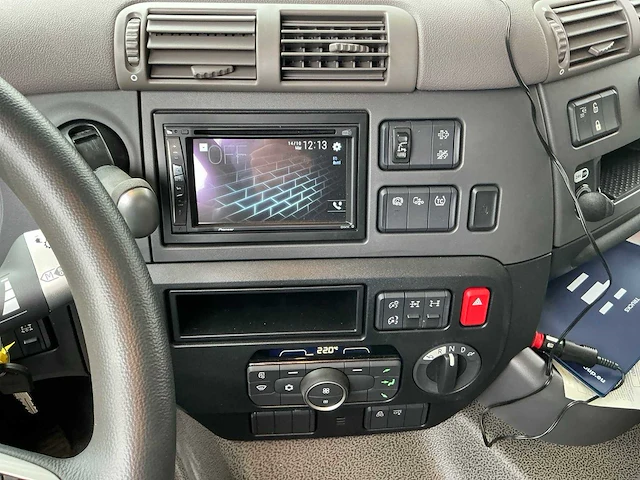 Daf cf 480 container kraanwagen met slechts 174kms - afbeelding 33 van  62