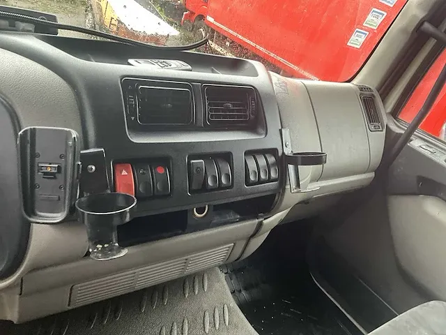 Daf lf 45.220 vrachtwagen - 2012 - afbeelding 9 van  32