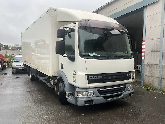 Daf lf 45.220 vrachtwagen - afbeelding 1 van  32