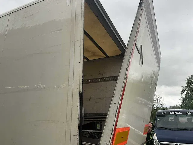 Daf lf 45.220 vrachtwagen - afbeelding 20 van  32