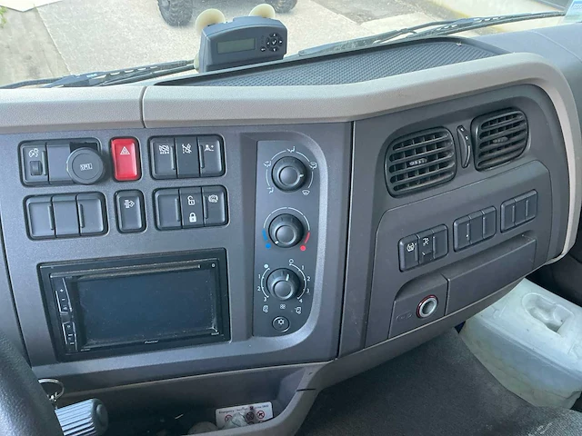 Daf lf230 vrachtwagen - afbeelding 2 van  13