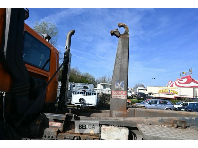 Daf trekker met waf containersysteem - afbeelding 25 van  26