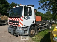 Daf vrachtwagen met ajk containersysteem