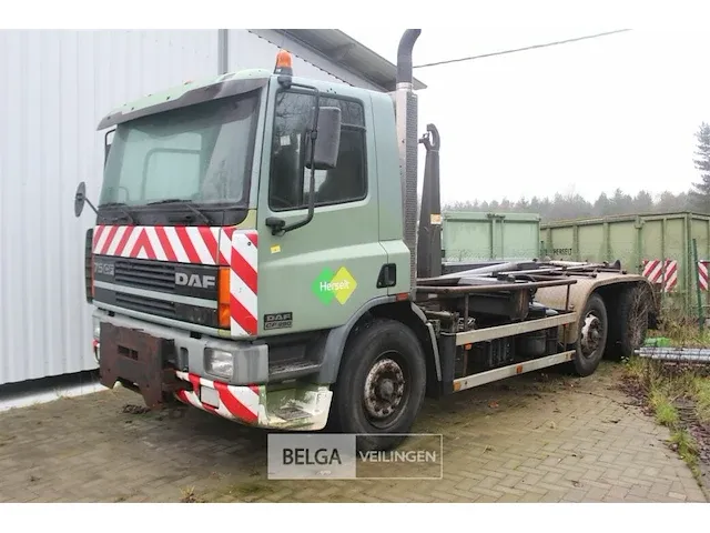 Daf vrachtwagen met containersysteem - afbeelding 1 van  27