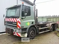 Daf vrachtwagen met containersysteem