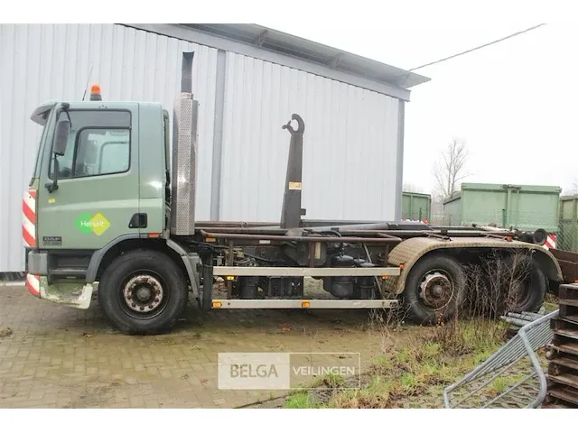 Daf vrachtwagen met containersysteem - afbeelding 12 van  27
