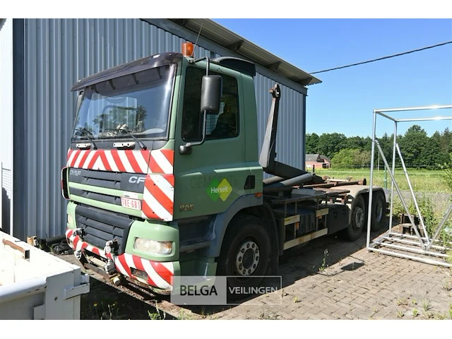 Daf vrachtwagen met containersysteem - afbeelding 1 van  27