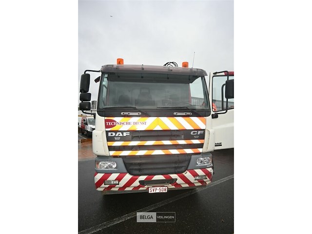 Daf vrachtwagen met kipbak en terex atlas 165.2e autolaadkraan - afbeelding 5 van  31