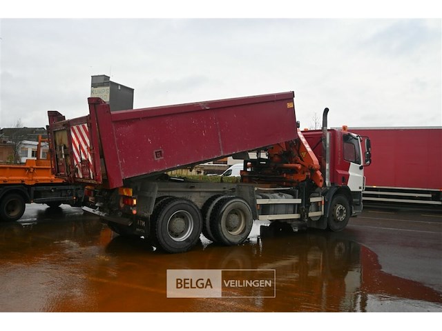 Daf vrachtwagen met kipbak en terex atlas 165.2e autolaadkraan - afbeelding 17 van  31
