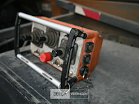 Daf vrachtwagen met kipbak en terex atlas 165.2e autolaadkraan - afbeelding 27 van  31