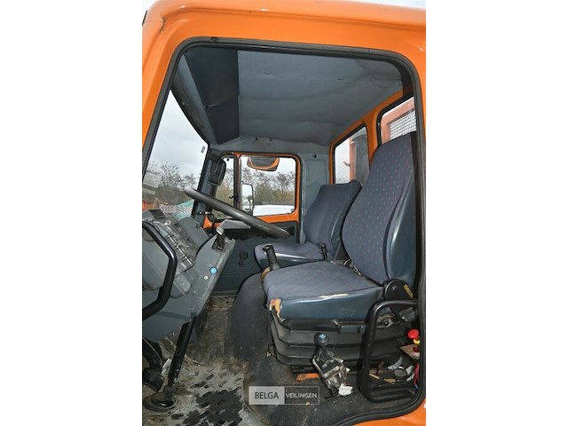 Daf vrachtwagen met kipbak - afbeelding 16 van  22