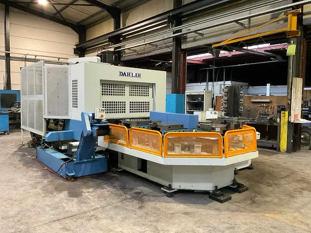 Dahlih mch-500 cnc bewerkingscentrum - afbeelding 19 van  23