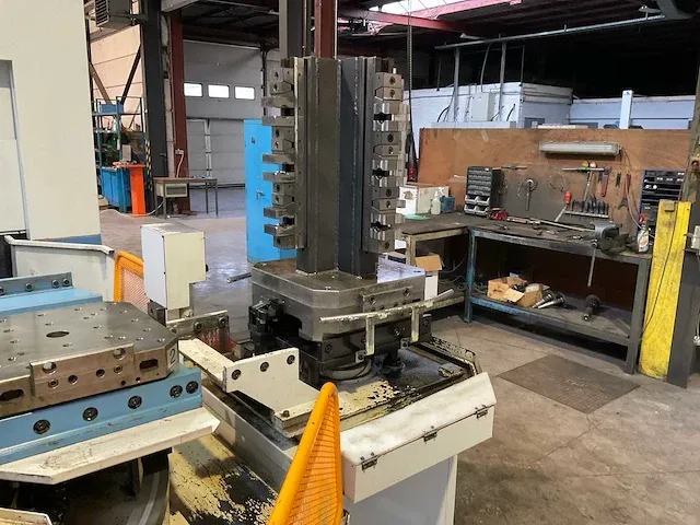 Dahlih mch-500 cnc bewerkingscentrum - afbeelding 22 van  23