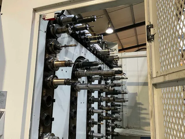 Dahlih mch-800 cnc bewerkingscentrum - afbeelding 16 van  36