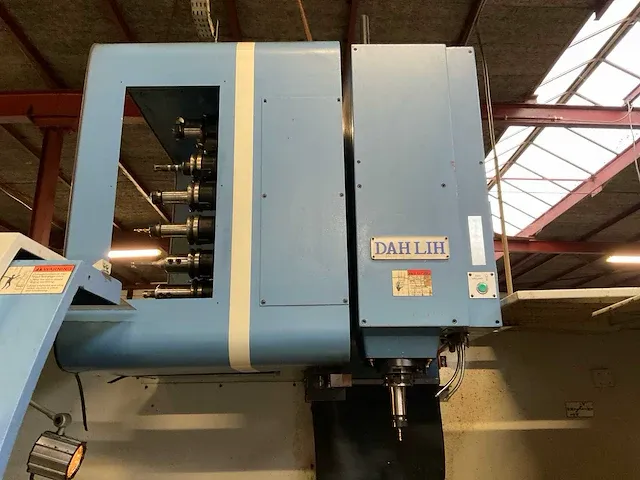 Dahlih mcv 1250 cnc bewerkingscentrum - afbeelding 3 van  13