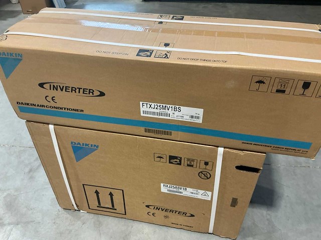 Daikin - emura ftxj25/rxj25 silver - airconditioning binnenunit met buitenunit - afbeelding 2 van  4