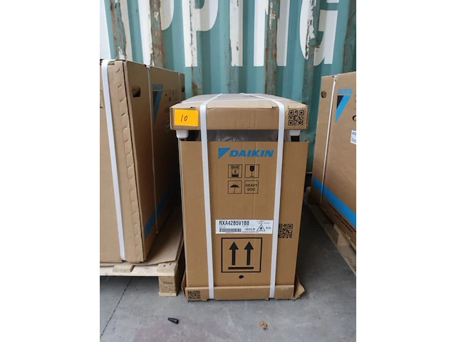 Daikin airco outdoor unit - afbeelding 1 van  3