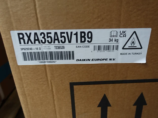 Daikin airco outdoor unit - afbeelding 3 van  3
