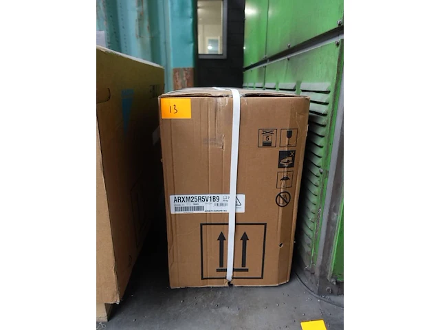 Daikin airco outdoor unit - afbeelding 1 van  4