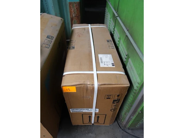 Daikin airco outdoor unit - afbeelding 2 van  4