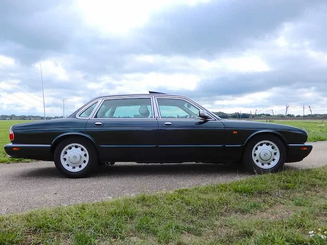 Daimler eight (lwb), tg-sg-31 - afbeelding 34 van  38