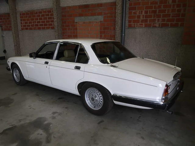 Daimler - afbeelding 8 van  57