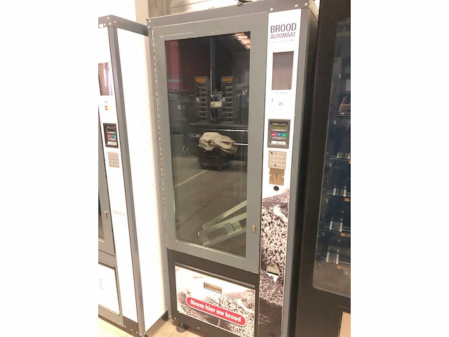 Daint - breadmatic - vending machine - afbeelding 3 van  3